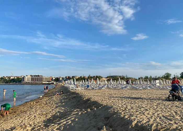 Itta 05 Sunny Apartment